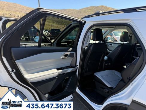 Used 2021 Ford Explorer XLT w/ Equipment Group 202A AWD/4WD image 25