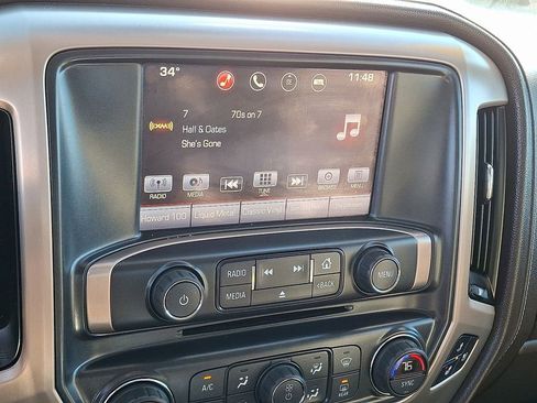 Used 2016 GMC Sierra 2500 Denali image 4