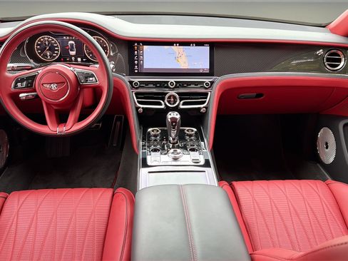 Certified 2022 Bentley Flying Spur V8 AWD/4WD image 4