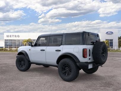 New 2026 Ford Bronco Badlands w/ Sasquatch Package