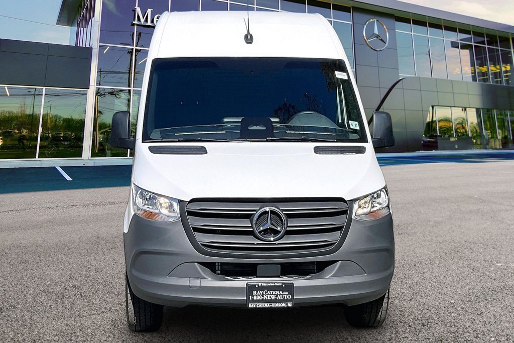 Used 2026 Mercedes-Benz Sprinter 2500 image 3