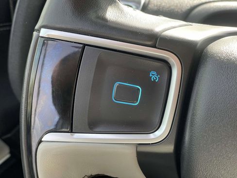 Certified 2025 Ford Expedition Platinum image 12