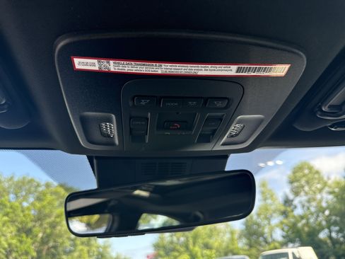 New 2025 Toyota Camry image 22