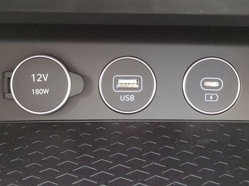 Certified 2026 Genesis G70 2.5T RWD image 20