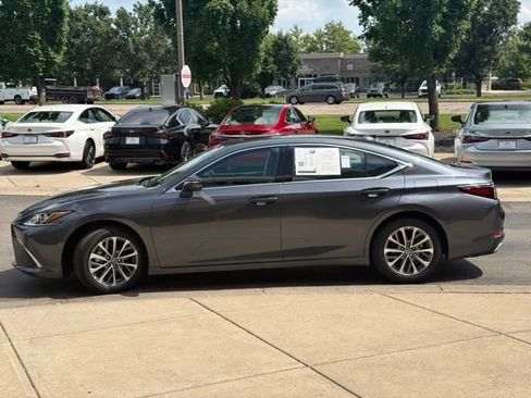 Certified 2025 Lexus ES 350 w/ Accessory Package (Z2) FWD image 4