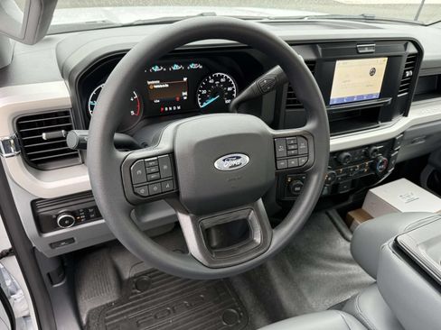 New 2026 Ford F550 4x4 Regular Cab Super Duty image 12