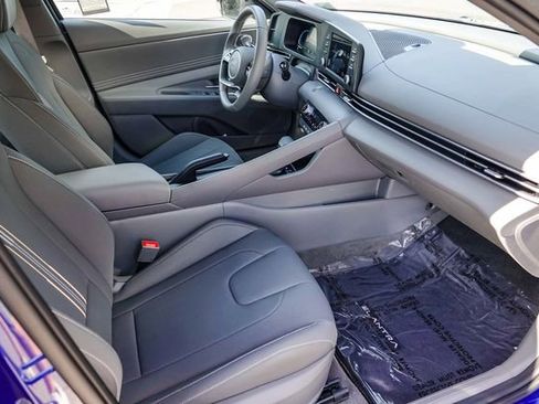 Certified 2025 Hyundai Elantra Sport image 16