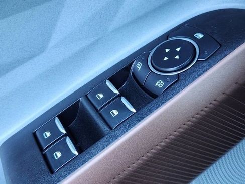 Used 2024 Ford Maverick Lariat image 22