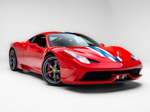Used 2015 Ferrari 458 Speciale Coupe RWD image 27