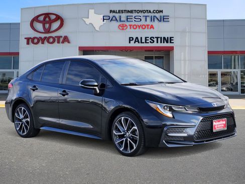 Used 2021 Toyota Corolla SE image 1