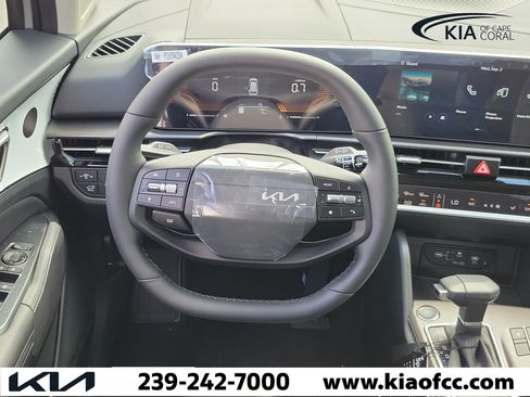 New 2027 Kia Sportage EX FWD image 17