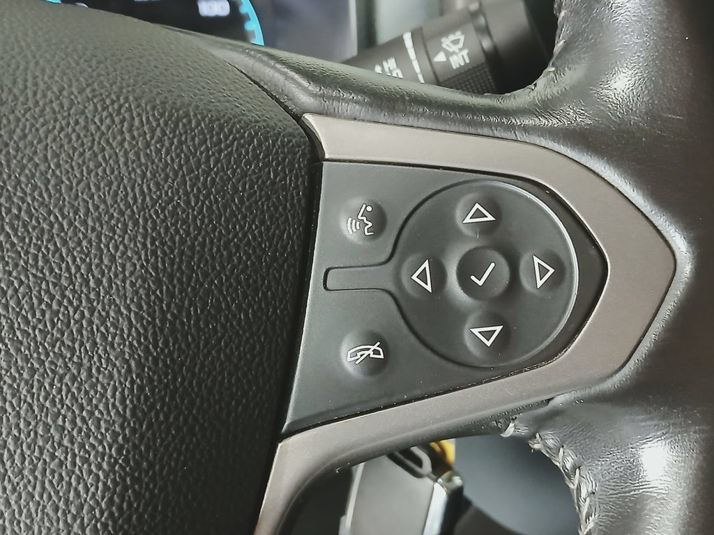 Used 2017 Chevrolet Colorado Z71 AWD/4WD image 28