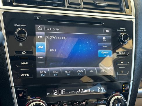 Used 2018 Subaru Outback 2.5i Limited AWD/4WD image 17