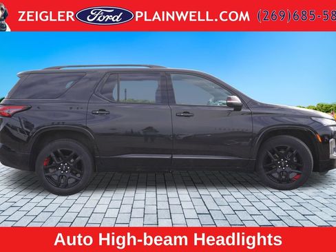 Used 2024 Chevrolet Traverse Premier w/ Redline Edition AWD/4WD image 10