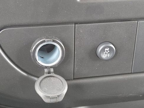 New 2026 GMC Savana 2500 Work Van w/ Driver Convenience Package RWD image 5