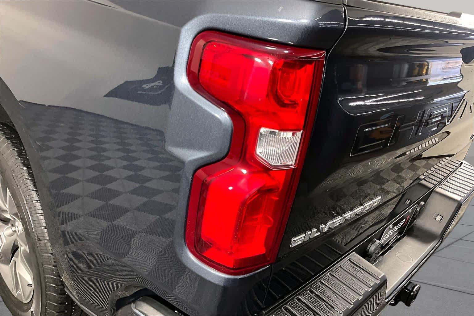 Used 2022 Chevrolet Silverado 1500 RST w/ Bed Protection Package RWD image 27