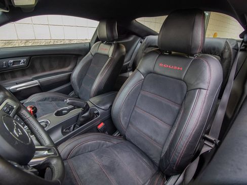 Used 2015 Ford Mustang GT RWD image 15