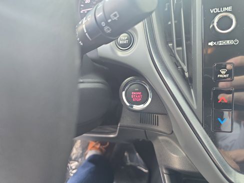 Used 2026 Subaru Crosstrek 2.0i Premium image 32