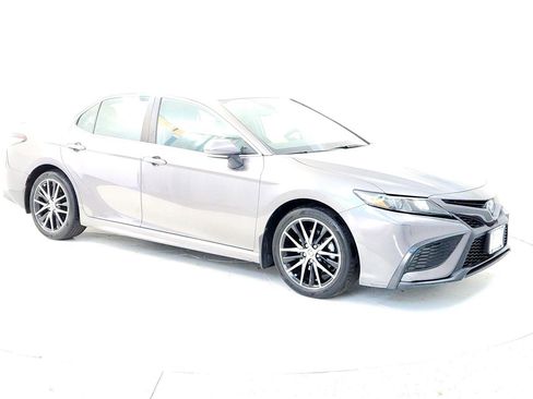 Certified 2023 Toyota Camry SE image 7