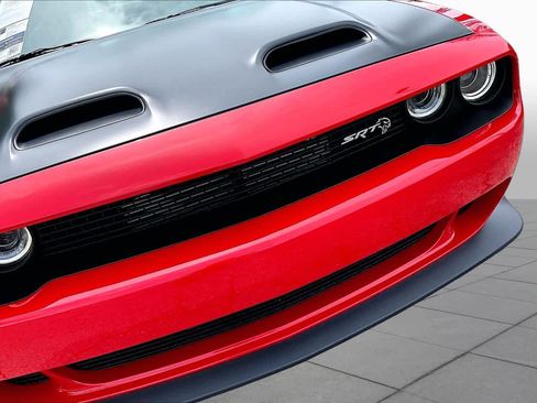 Used 2019 Dodge Challenger SRT Hellcat Redeye RWD image 28