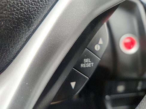 Used 2018 Honda Fit EX image 24