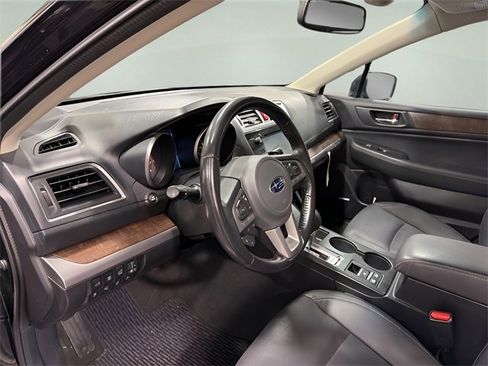 Used 2016 Subaru Outback 3.6R Limited image 8