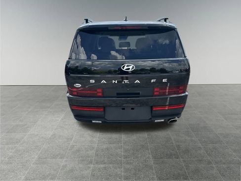Used 2025 Hyundai Santa Fe SEL image 4