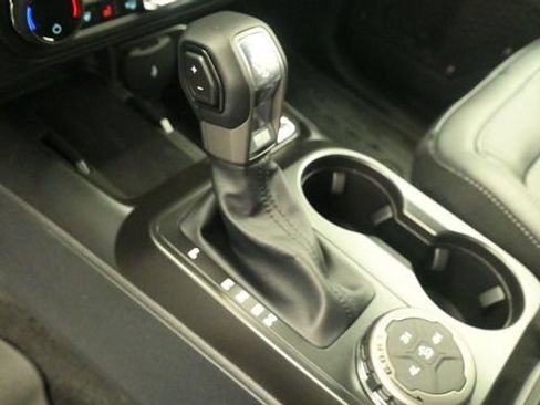 New 2026 Ford Bronco Outer Banks AWD/4WD image 18