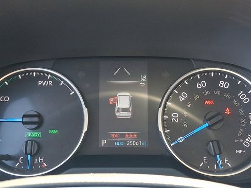 Certified 2022 Toyota RAV4 XLE w/ XLE Grade Weather Package image 20