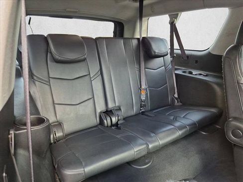 Used 2018 Cadillac Escalade ESV Premium Luxury AWD/4WD image 21
