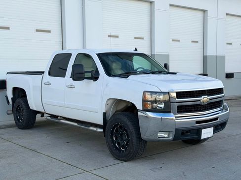 Used 2007 Chevrolet Silverado 2500 LTZ w/ Safety Package image 7