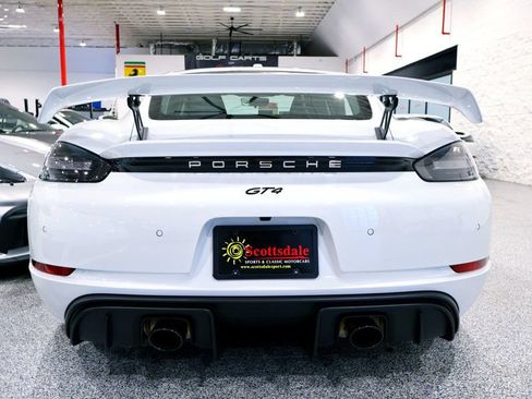 Used 2023 Porsche 718 Cayman GT4 RWD image 15