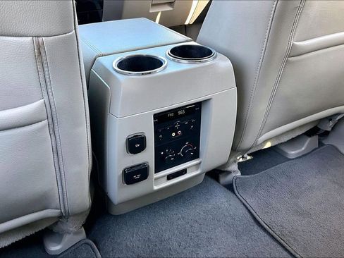 Used 2014 Ford Expedition Limited w/ Equipment Group 301A image 31