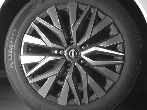 Used 2025 Nissan Altima 2.5 SV image 15