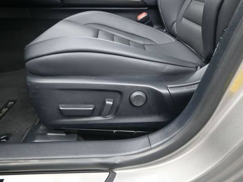 Used 2023 Lexus IS 350 F Sport RWD image 11