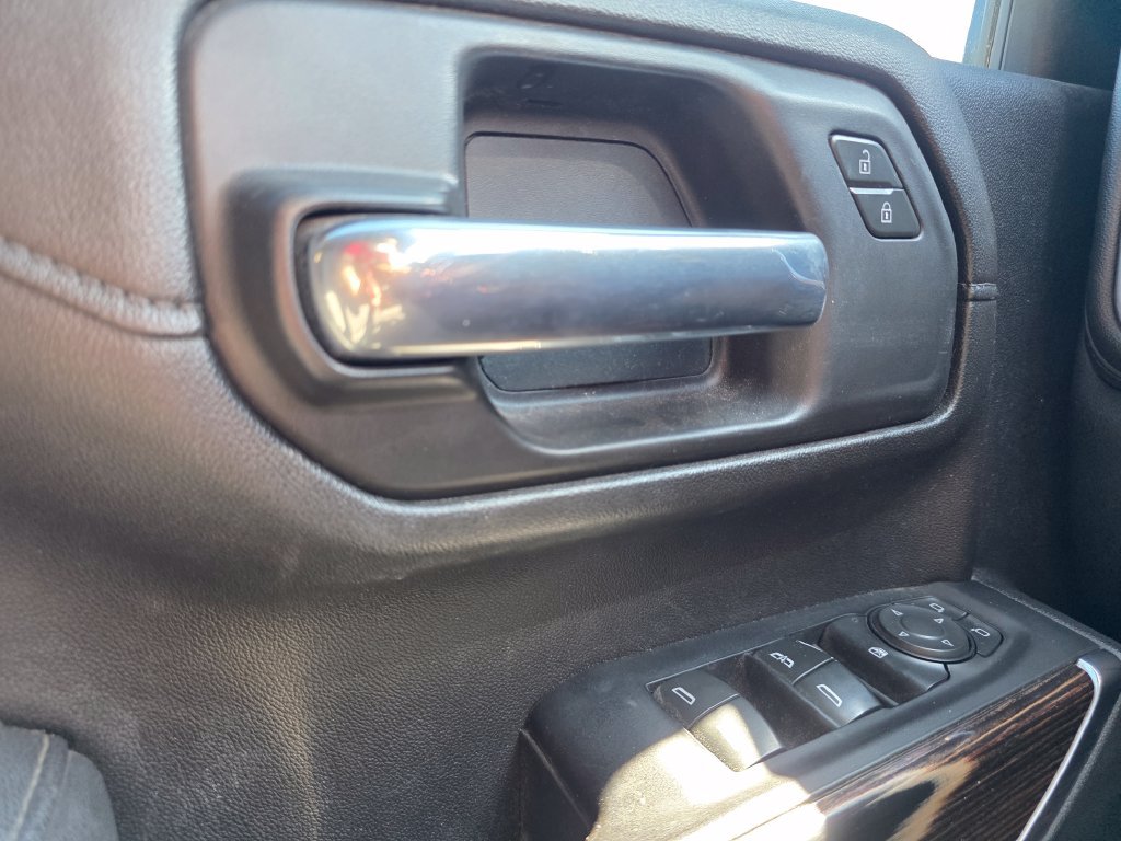 Used 2022 GMC Sierra 3500 SLE w/ SLE Value Package AWD/4WD image 14