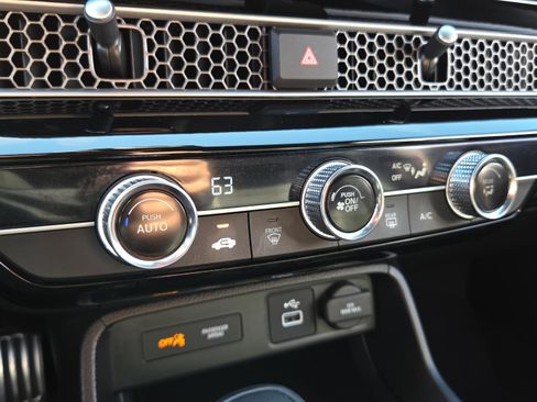 Certified 2024 Honda Civic Sport image 29