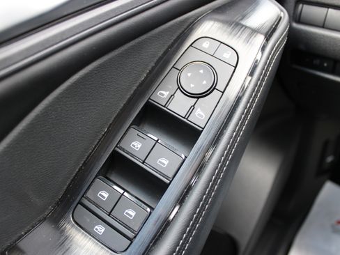 Certified 2023 Nissan Rogue SV w/ SV Premium B Package AWD/4WD image 30