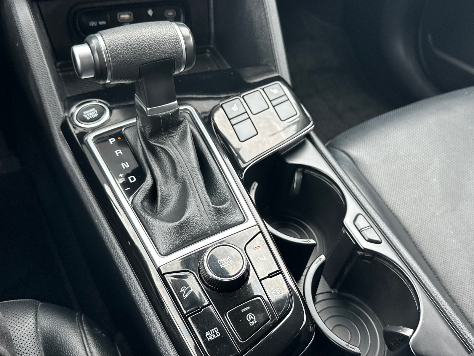 Certified 2024 Kia Sportage EX FWD image 16