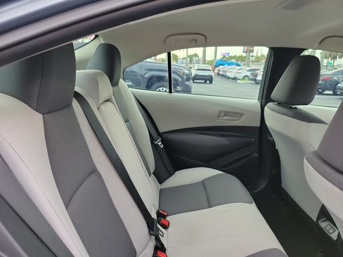 Used 2023 Toyota Corolla LE FWD image 15