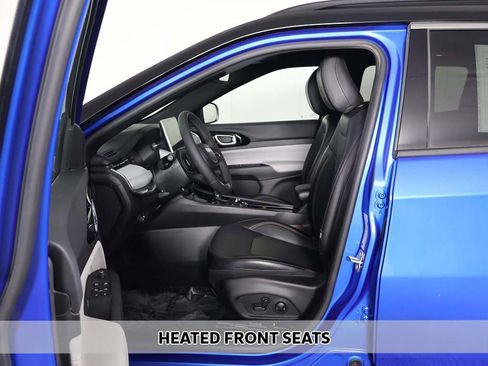 Used 2023 Jeep Compass Limited image 6