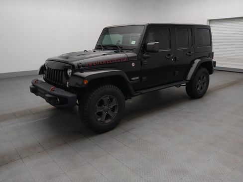 Used 2017 Jeep Wrangler Unlimited Rubicon AWD/4WD image 2