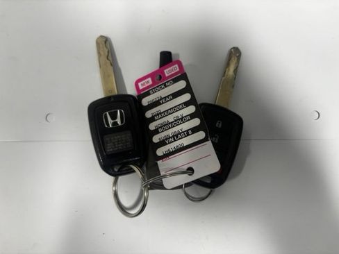 Used 2020 Honda CR-V LX image 2