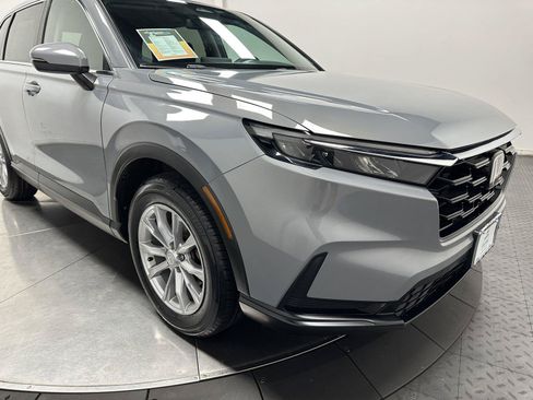 Used 2023 Honda CR-V EX image 3
