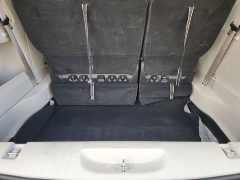 Used 2023 Chrysler Voyager LX image 22