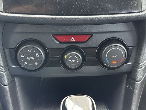 Used 2018 Subaru Crosstrek 2.0i Premium image 27