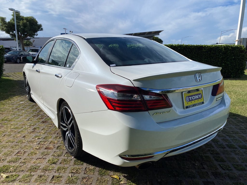 Used 2017 Honda Accord Sport Special Edition image 5
