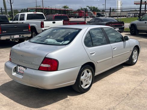 Used 2001 Nissan Altima GXE image 6