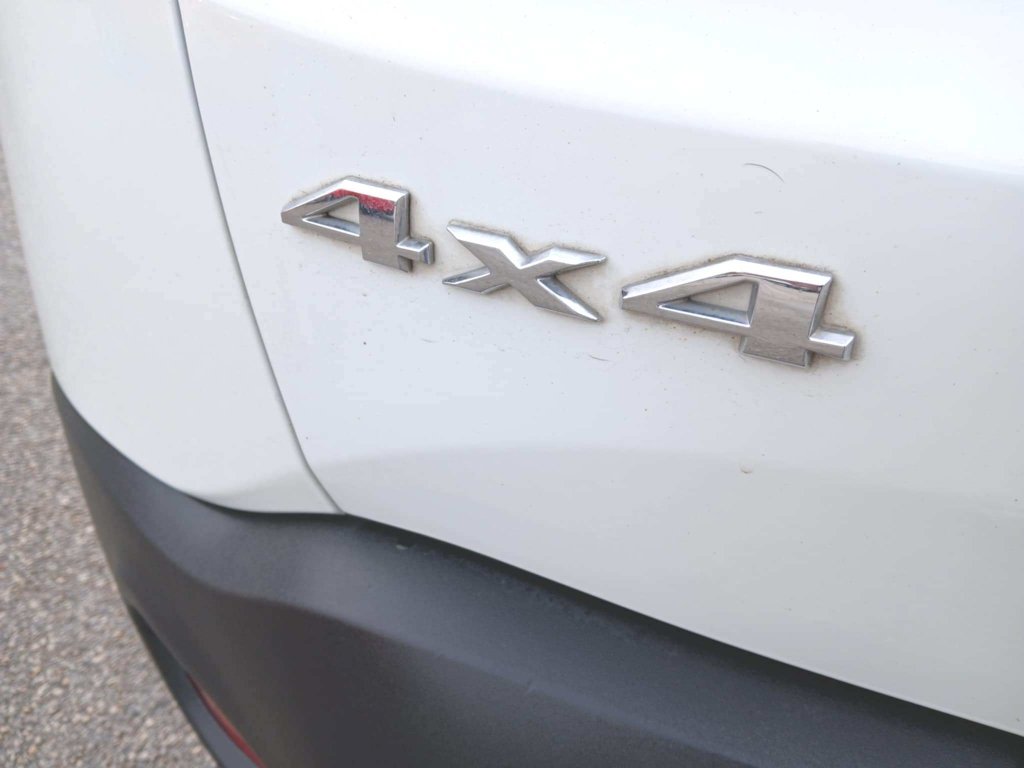 Used 2023 Jeep Renegade Latitude AWD/4WD image 16