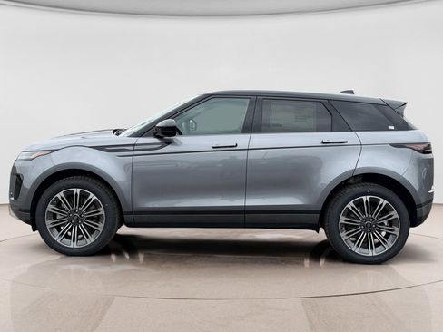 New 2026 Land Rover Range Rover Evoque S AWD/4WD image 2